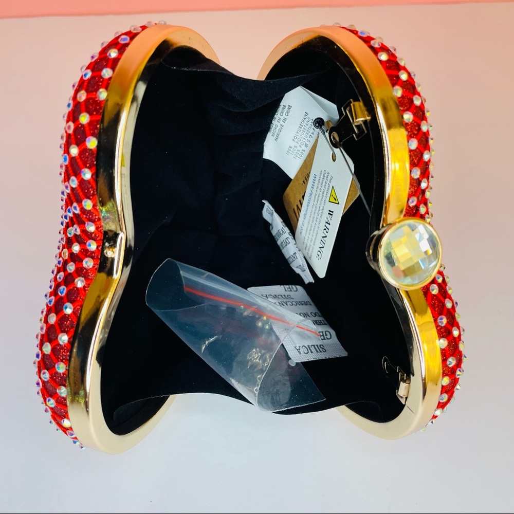 WOMEN’S RED MESH RHINESTONE HEART BOX GOLD STRAP CHAIN CLUTCH CROSSBODY PURSE - Picture 3 of 6